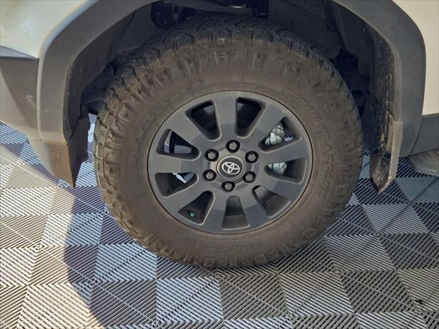 2025 Toyota Land Cruiser 4WD (Natl)