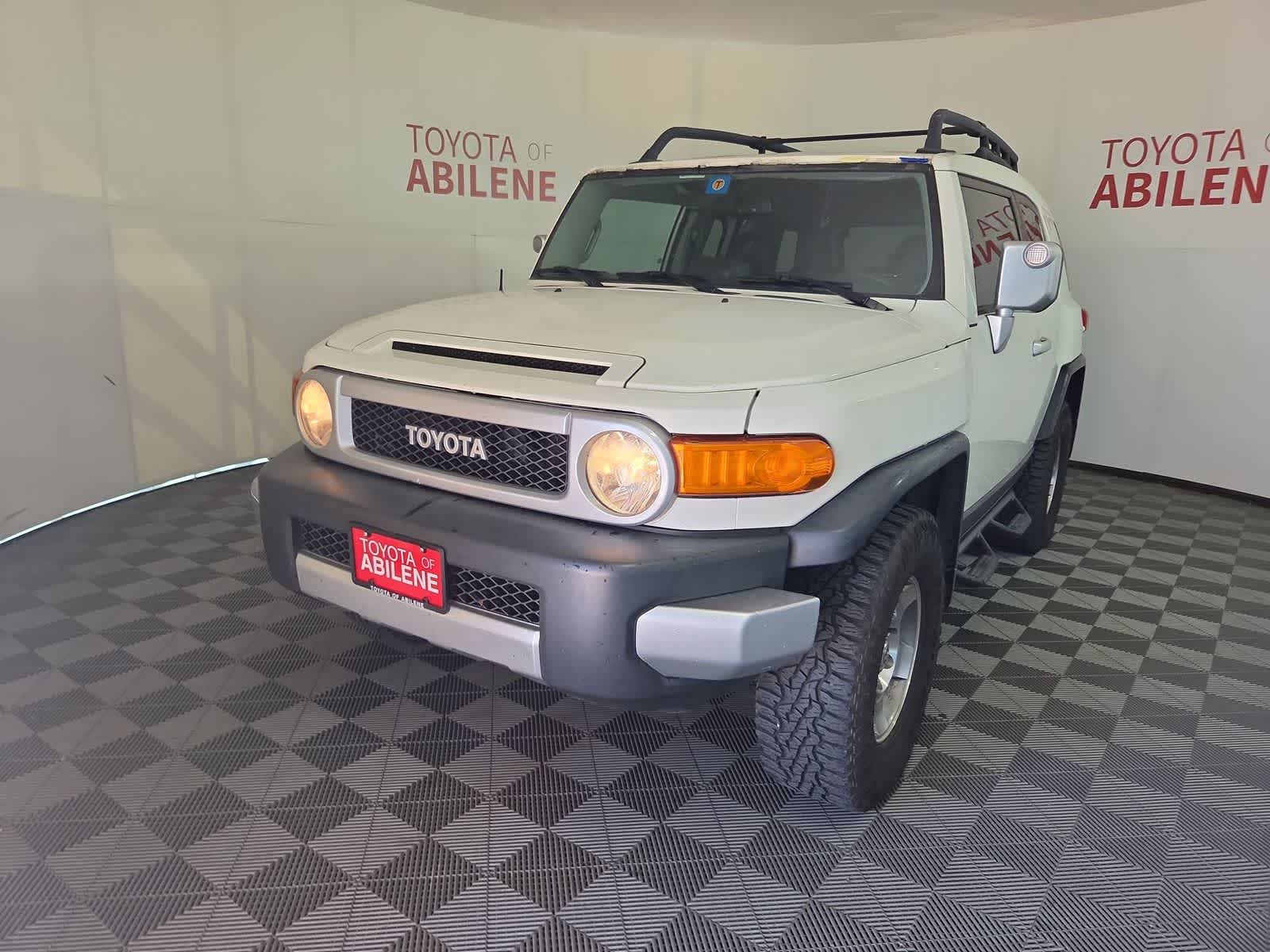 2010 Toyota FJ Cruiser 4x4 AT's photo