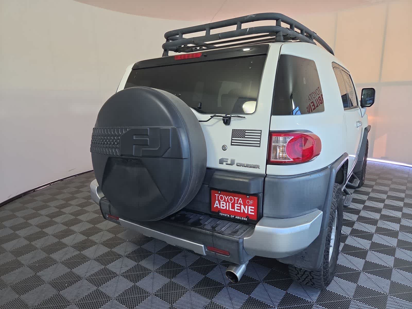2010 Toyota FJ Cruiser 4WD 4dr Auto (Natl)