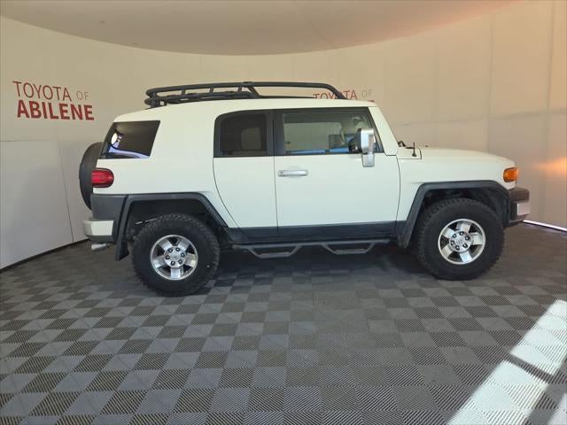 2010 Toyota FJ Cruiser 4WD 4dr Auto (Natl)