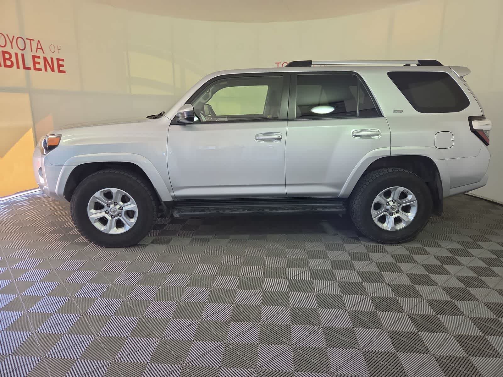2019 Toyota 4Runner SR5