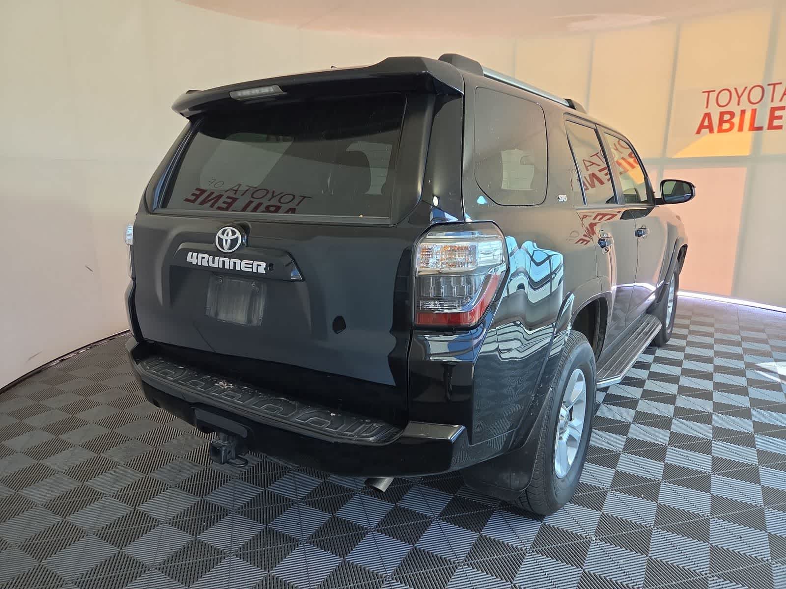 2021 Toyota 4Runner SR5