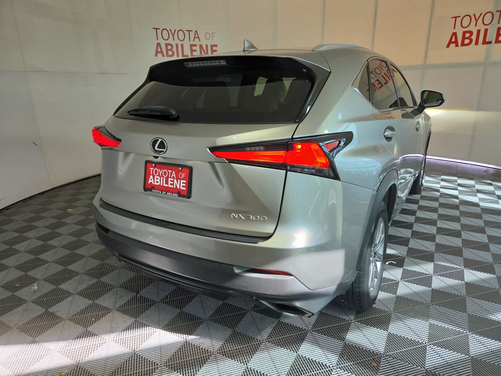2021 Lexus NX 300 NX 300