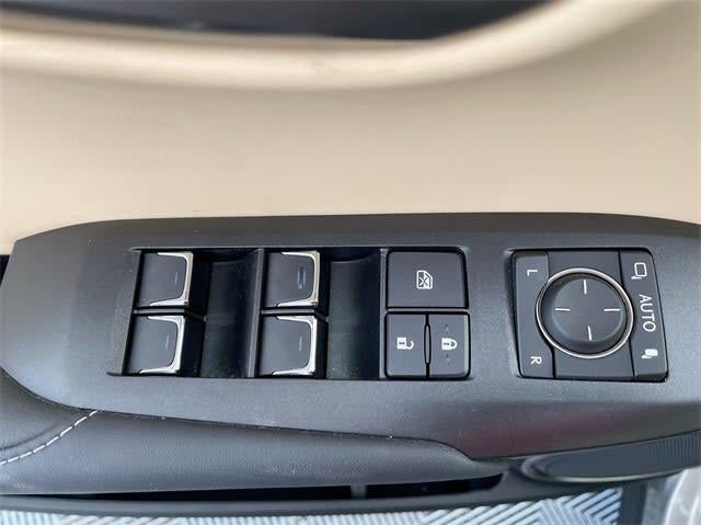 2021 Lexus NX 300 NX 300