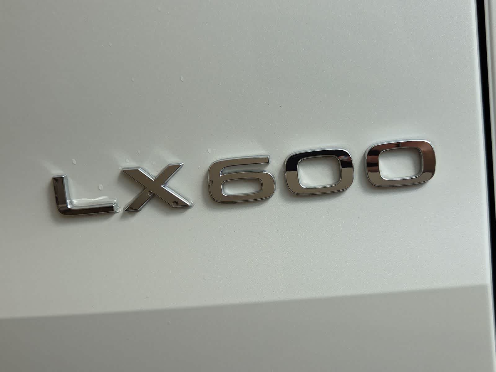 2024 Lexus LX 600 Luxury