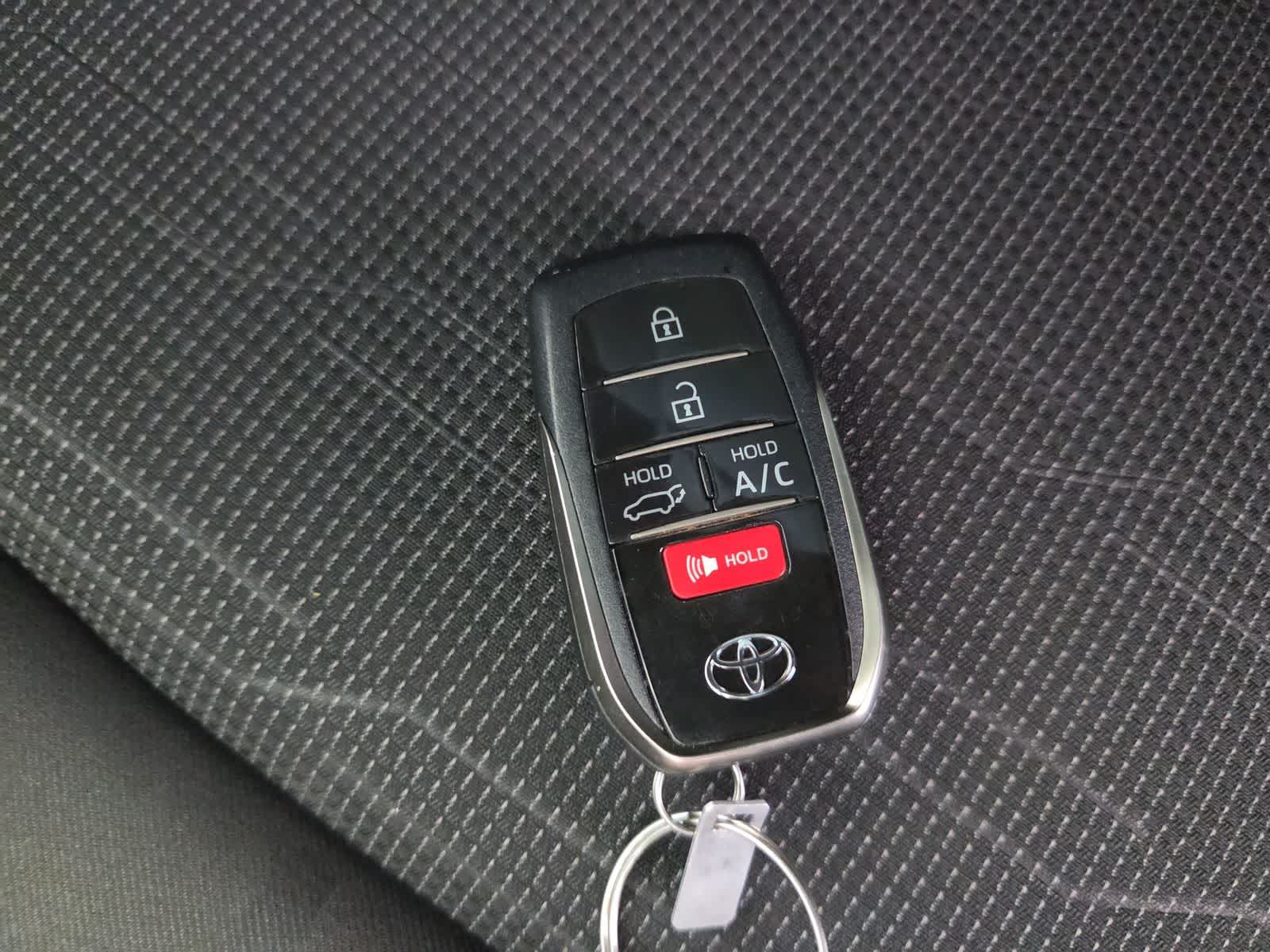 2023 Toyota RAV4 Prime SE