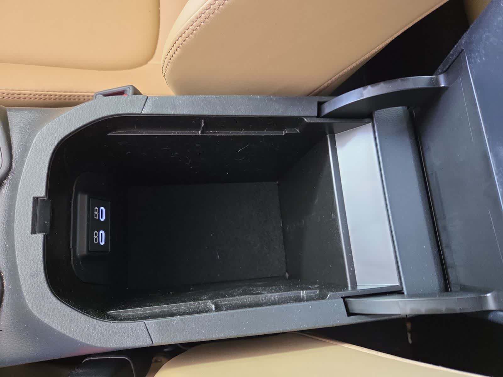 2025 Toyota RAV4 Hybrid XLE Premium