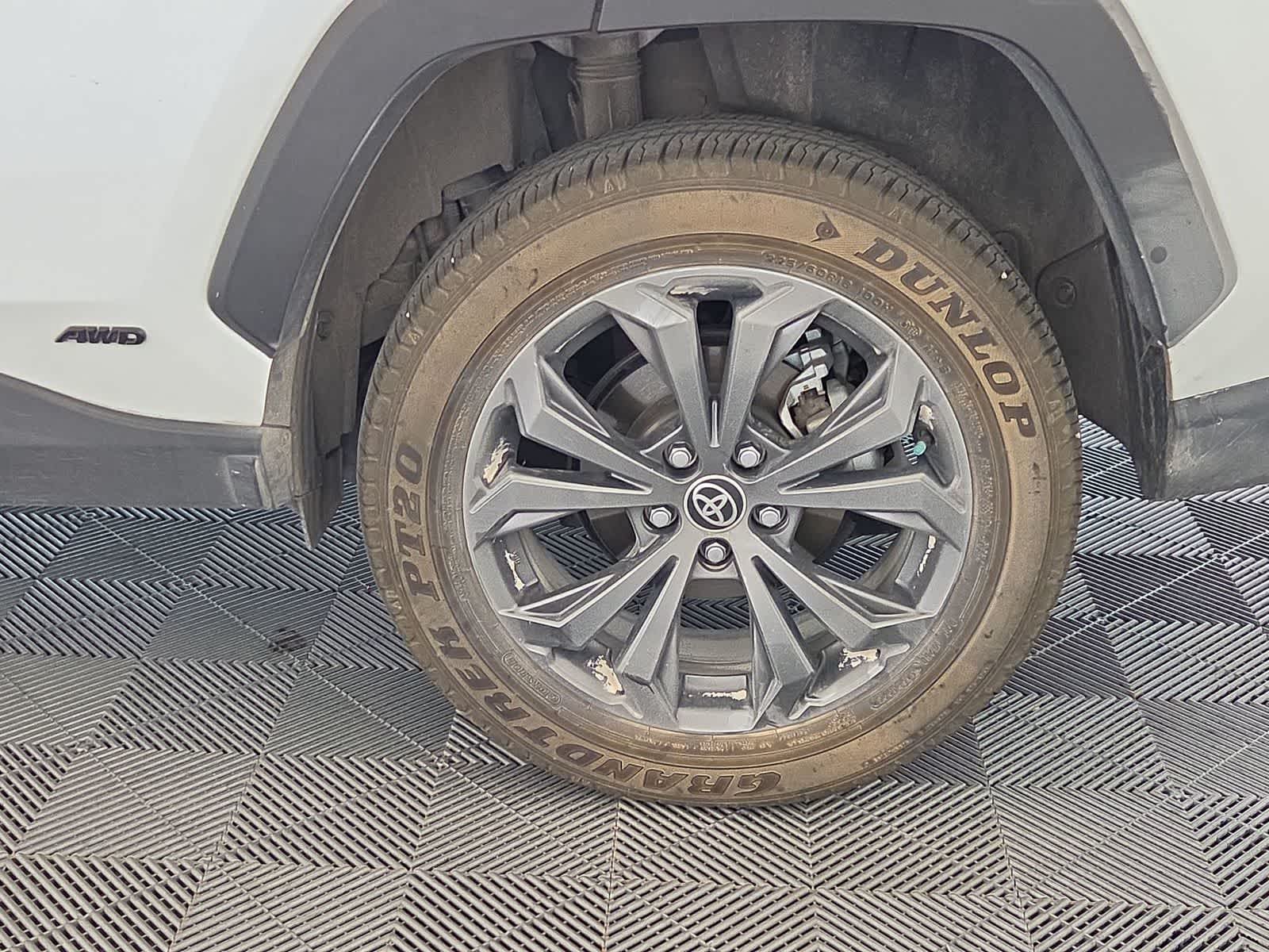2025 Toyota RAV4 Hybrid XLE Premium