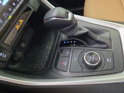 2025 Toyota RAV4 Hybrid XLE Premium