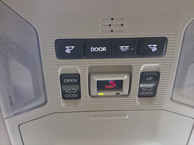 2025 Toyota RAV4 Hybrid XLE Premium
