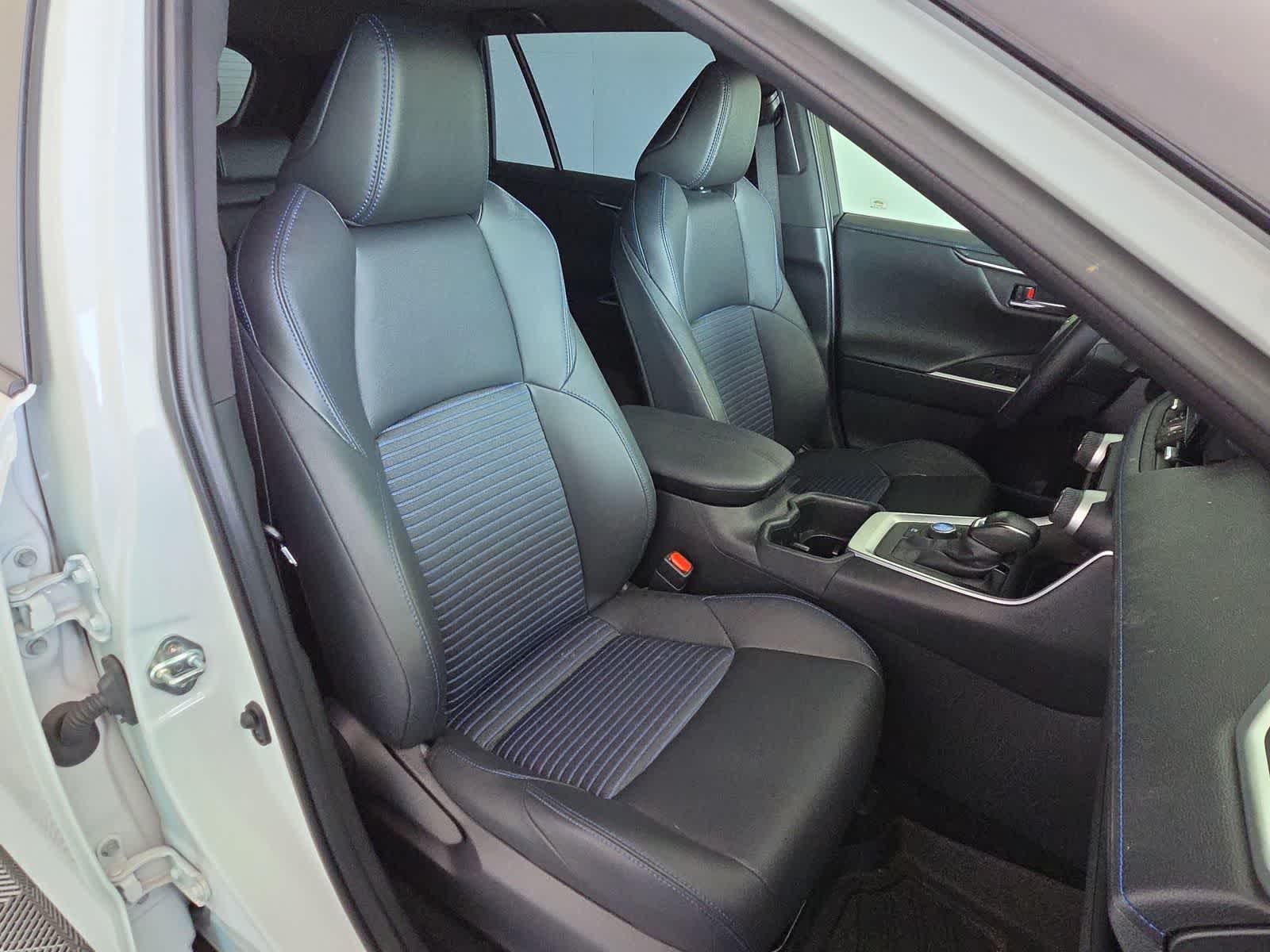 2025 Toyota RAV4 Hybrid XSE