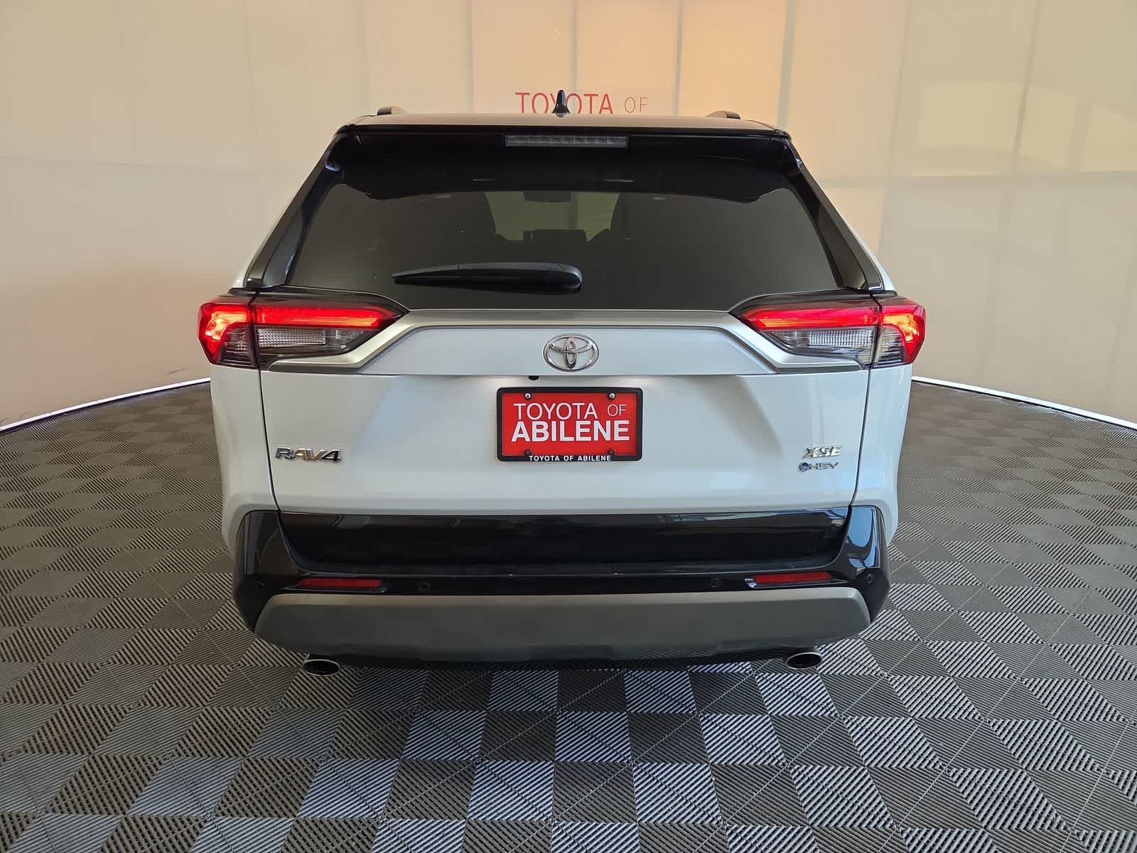 2025 Toyota RAV4 Hybrid XSE