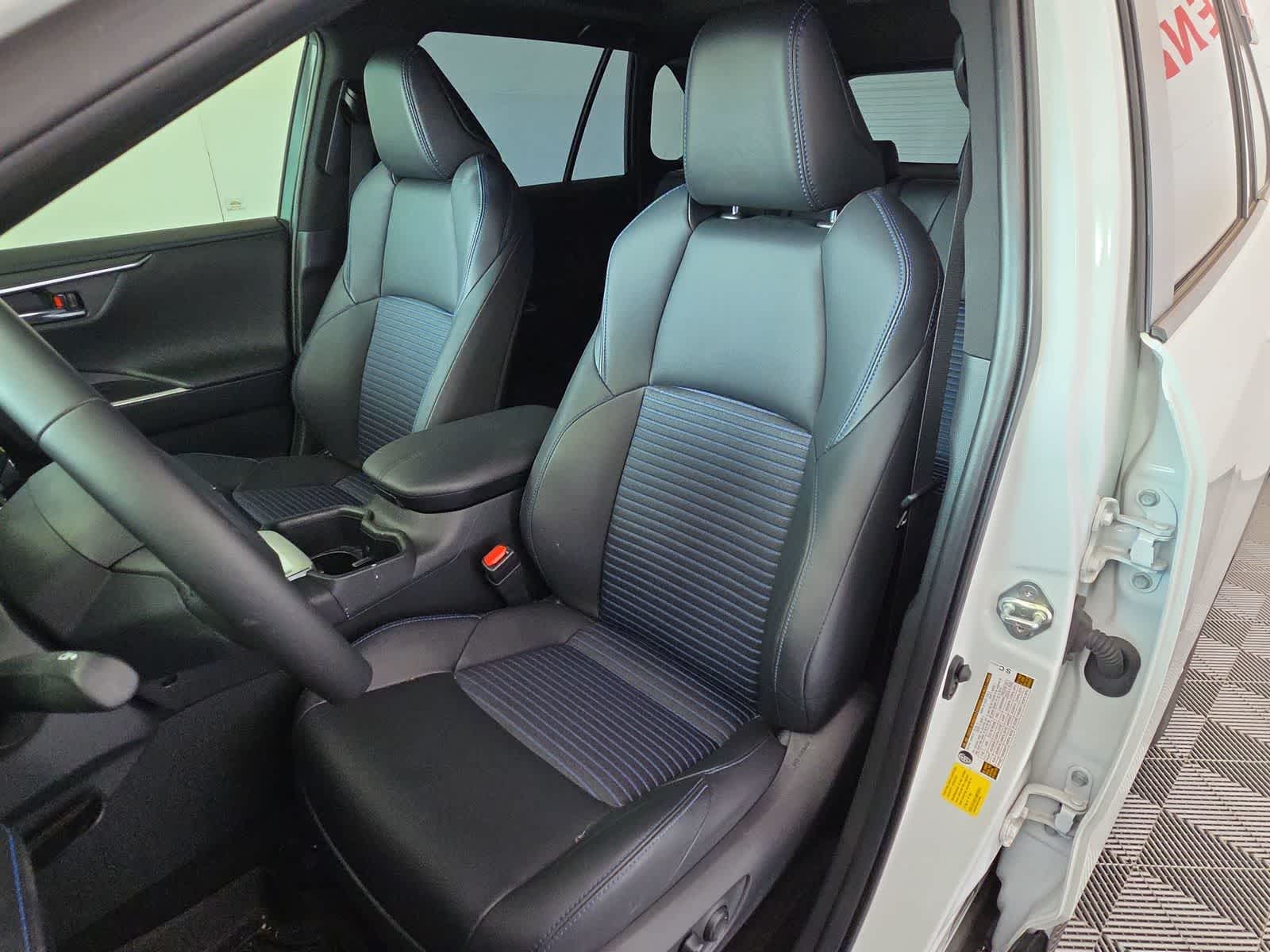 2025 Toyota RAV4 Hybrid XSE