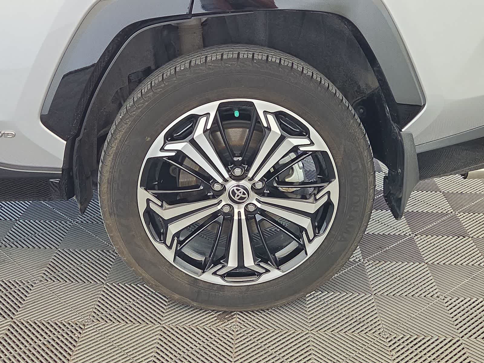 2024 Toyota RAV4 Prime XSE