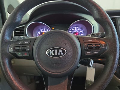 2016 Kia Sedona LX