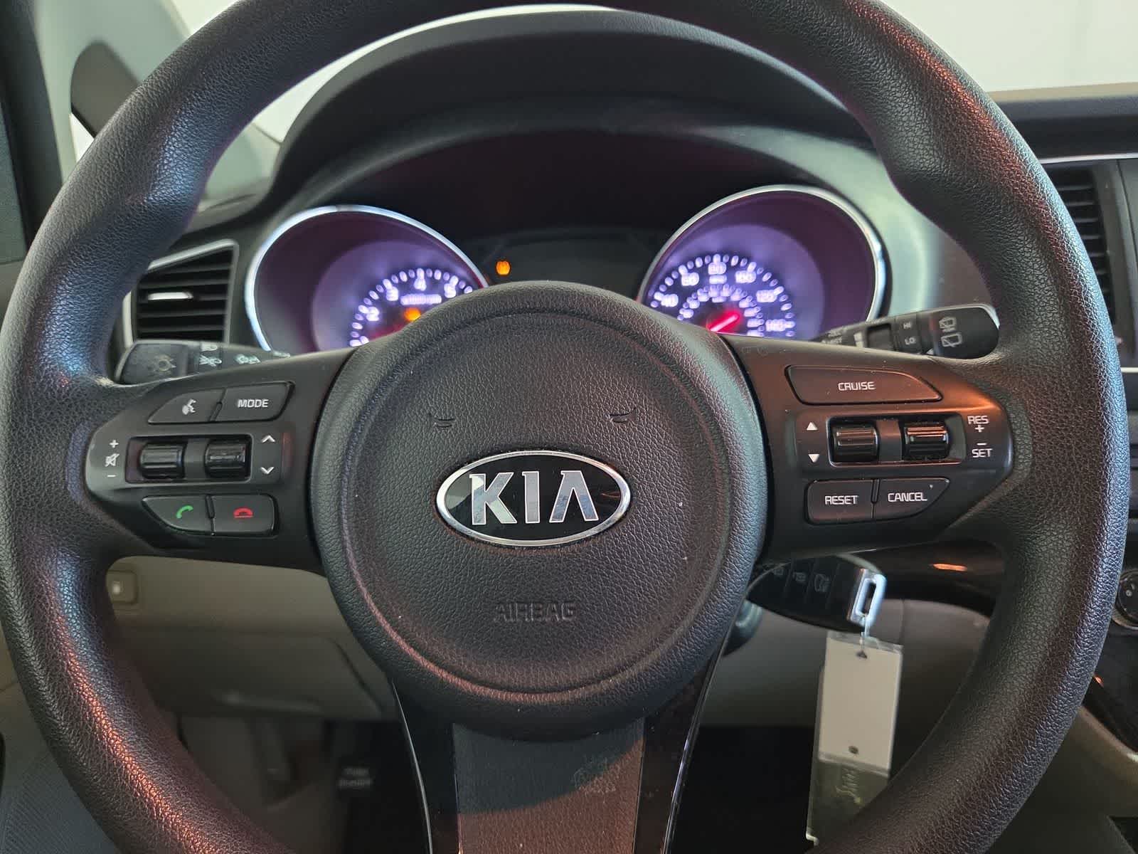 2016 Kia Sedona LX