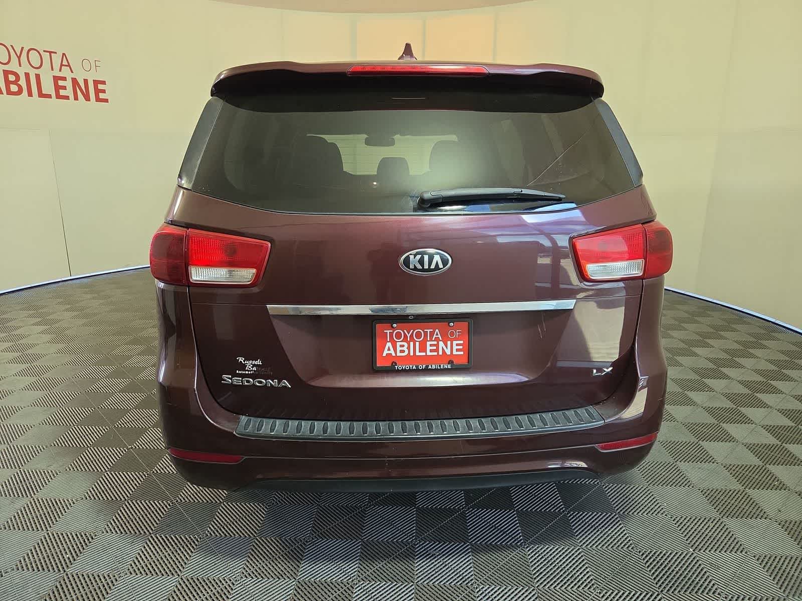 2016 Kia Sedona LX