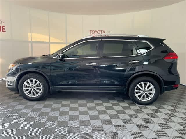 Used 2017 Nissan Rogue SV with VIN KNMAT2MT4HP529899 for sale in Abilene, TX