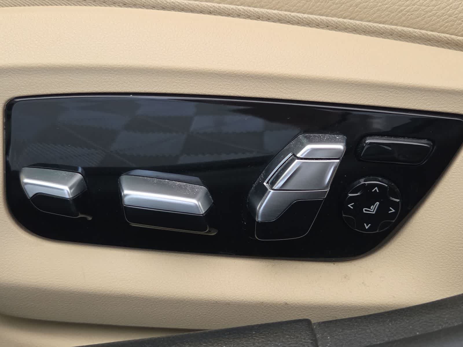 2019 BMW 530i 530i
