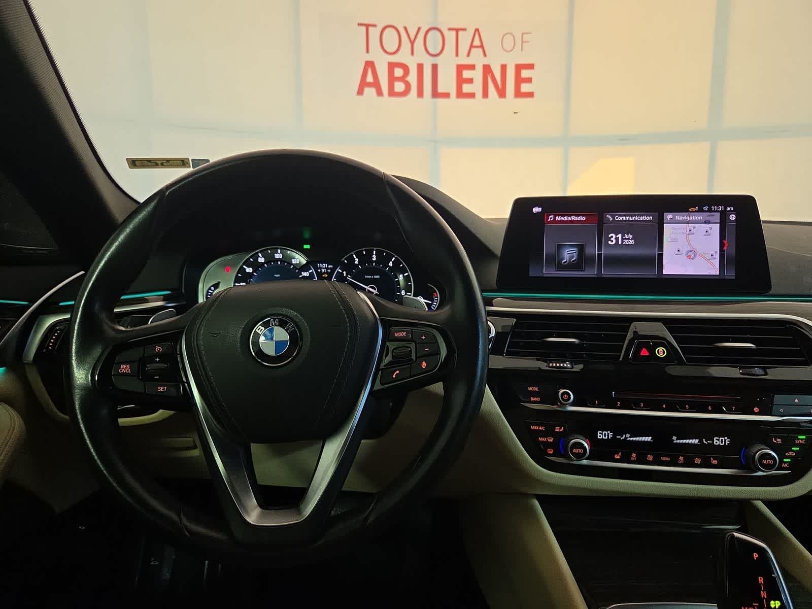 2019 BMW 530i 530i