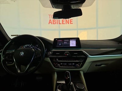 2019 BMW 530i 530i