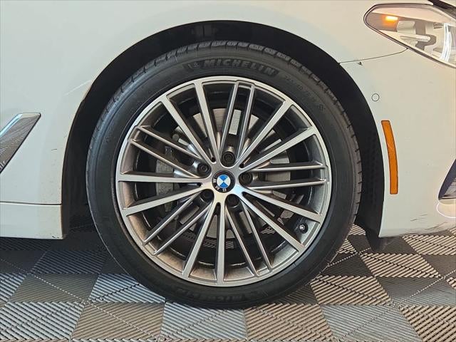 2019 BMW 530i 530i