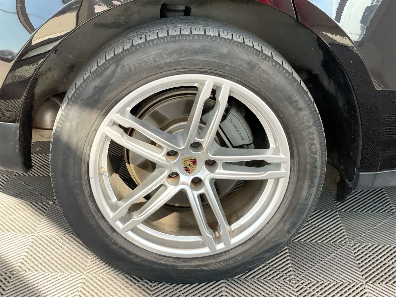 2020 Porsche Macan S