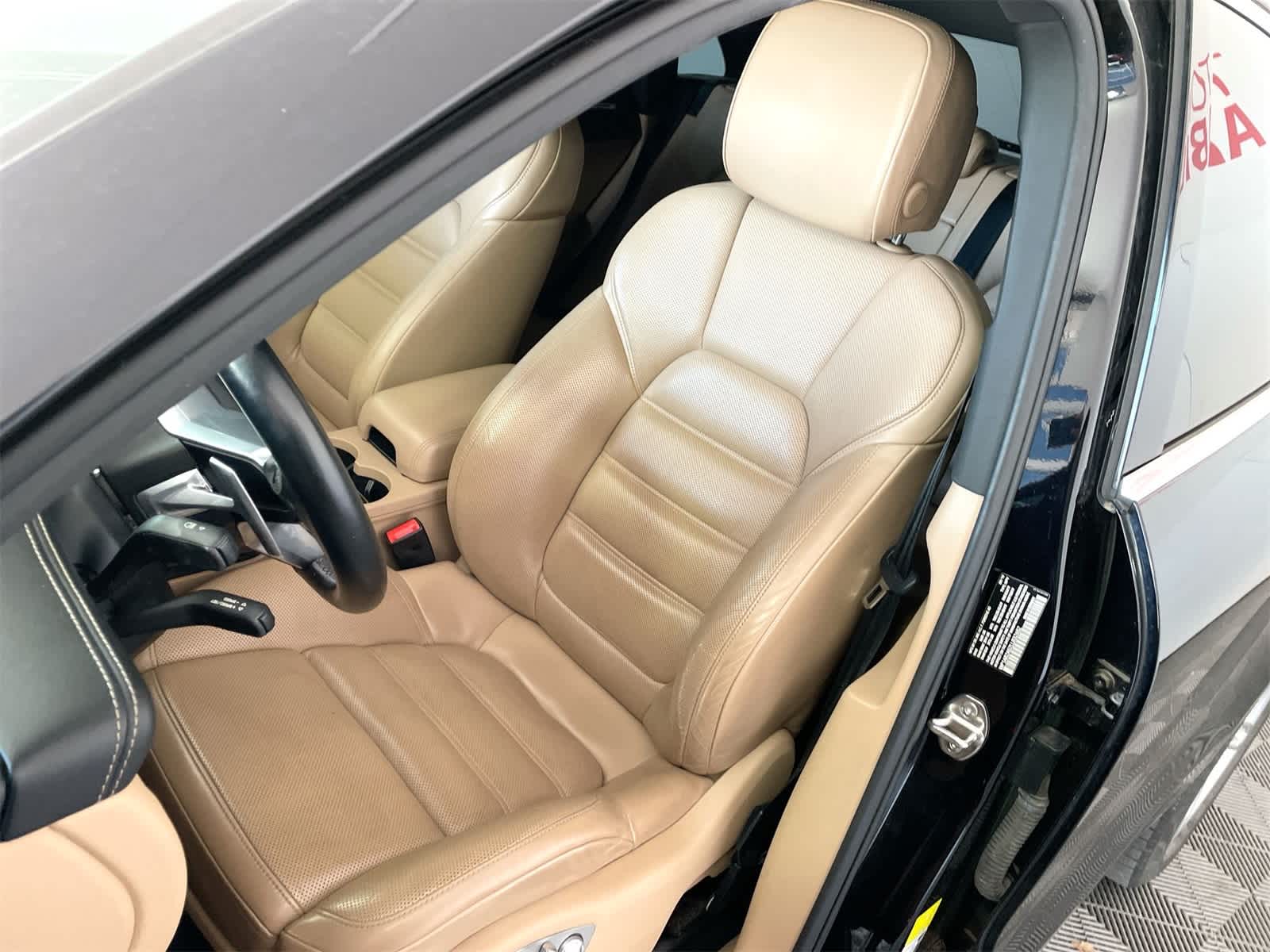 2020 Porsche Macan S