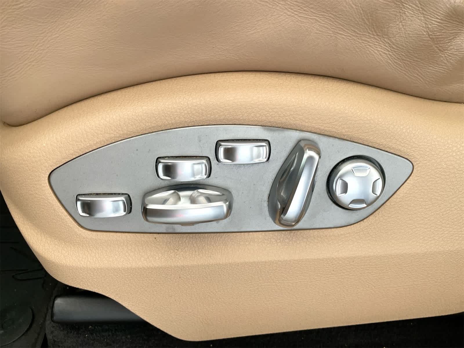 2020 Porsche Macan S