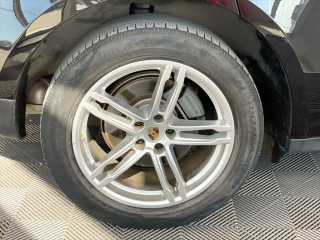 2020 Porsche Macan S