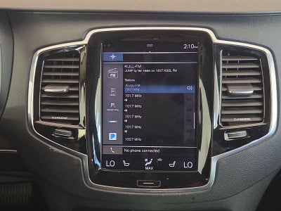 2016 Volvo XC90 T5 Momentum