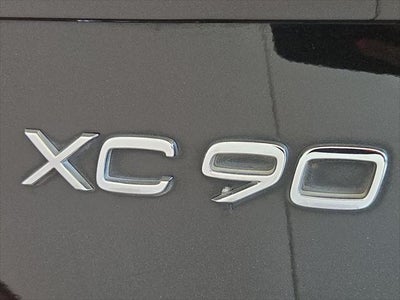 2016 Volvo XC90 T5 Momentum