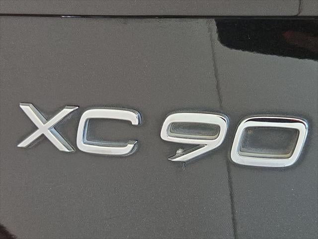 2016 Volvo XC90 T5 Momentum