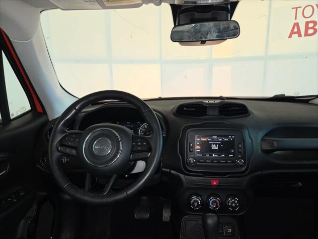 2017 Jeep Renegade Altitude