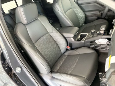 2025 Toyota Tacoma Limited Hybrid