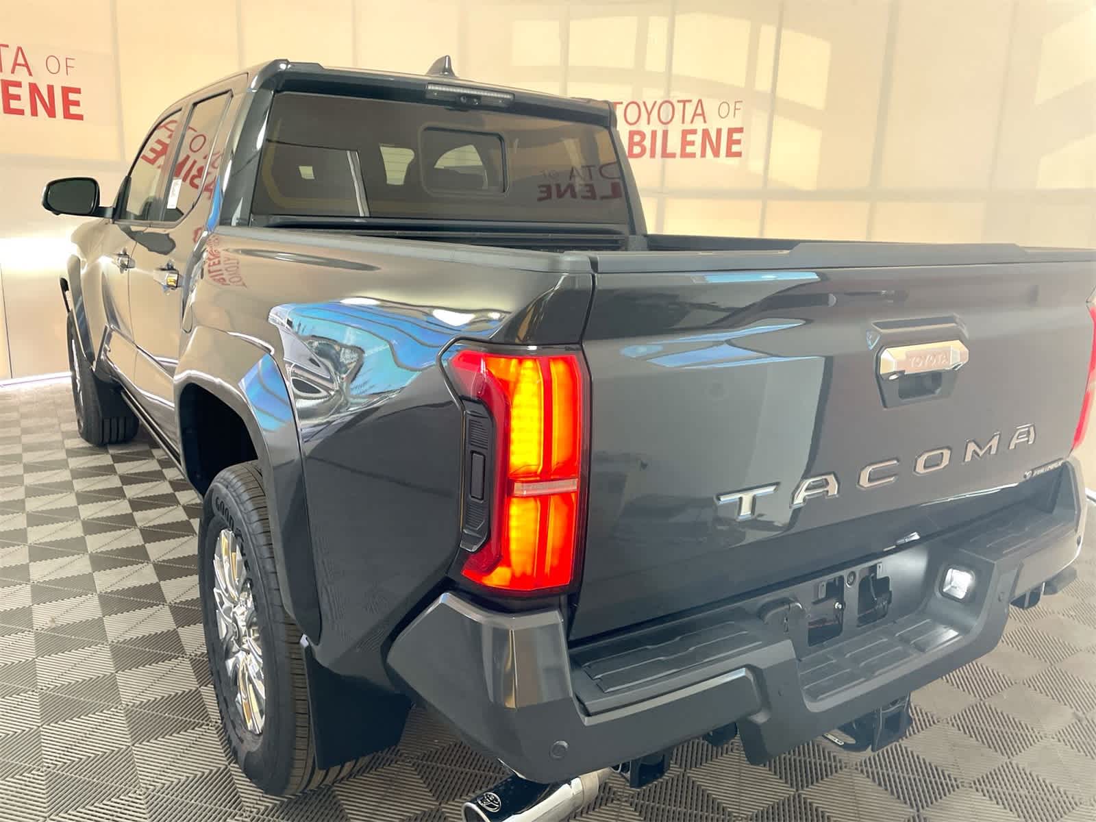 2025 Toyota Tacoma Limited Hybrid