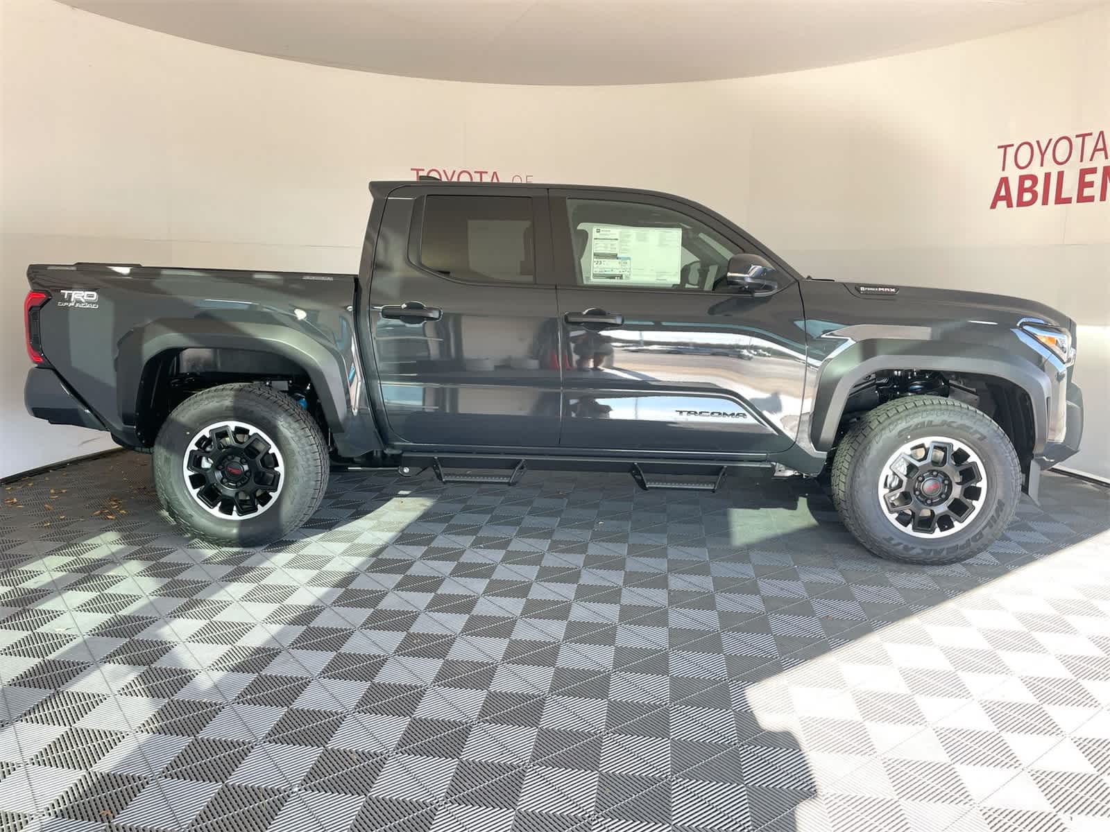 2025 Toyota Tacoma TRD Off Road Hybrid