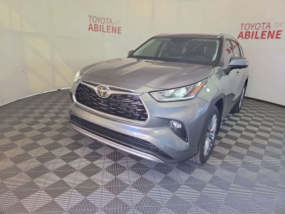 2026 Toyota Highlander Hybrid Platinum