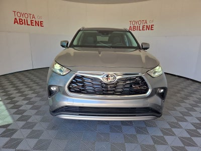 2026 Toyota Highlander Hybrid Platinum