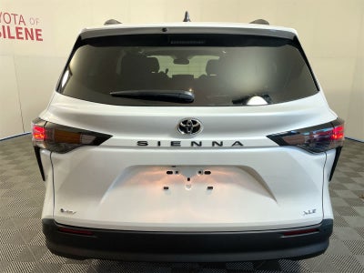 2026 Toyota Sienna XLE