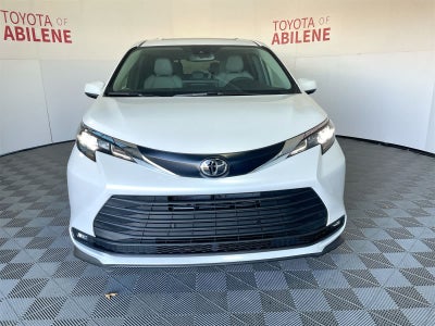 2026 Toyota Sienna XLE