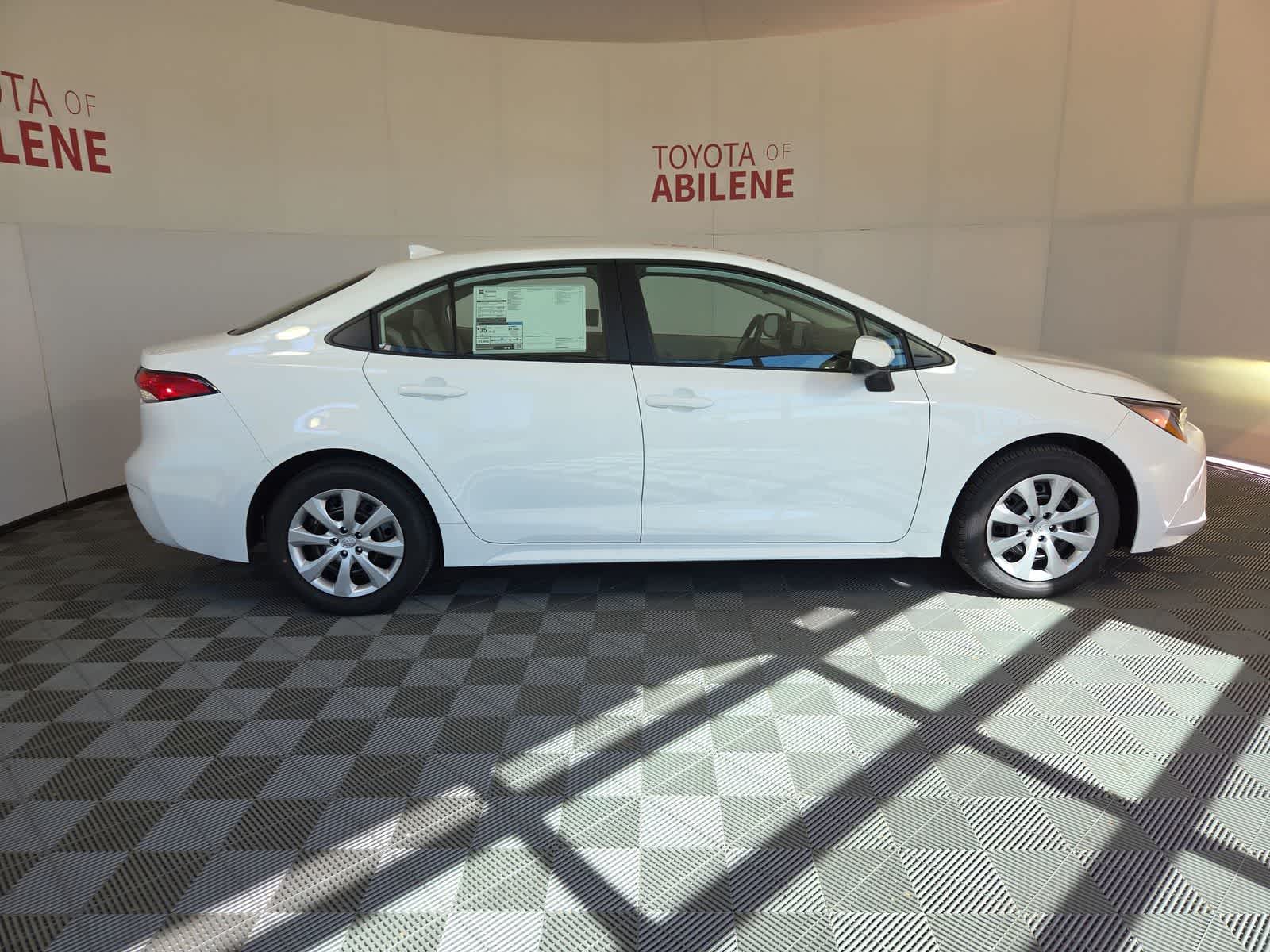 2026 Toyota Corolla LE