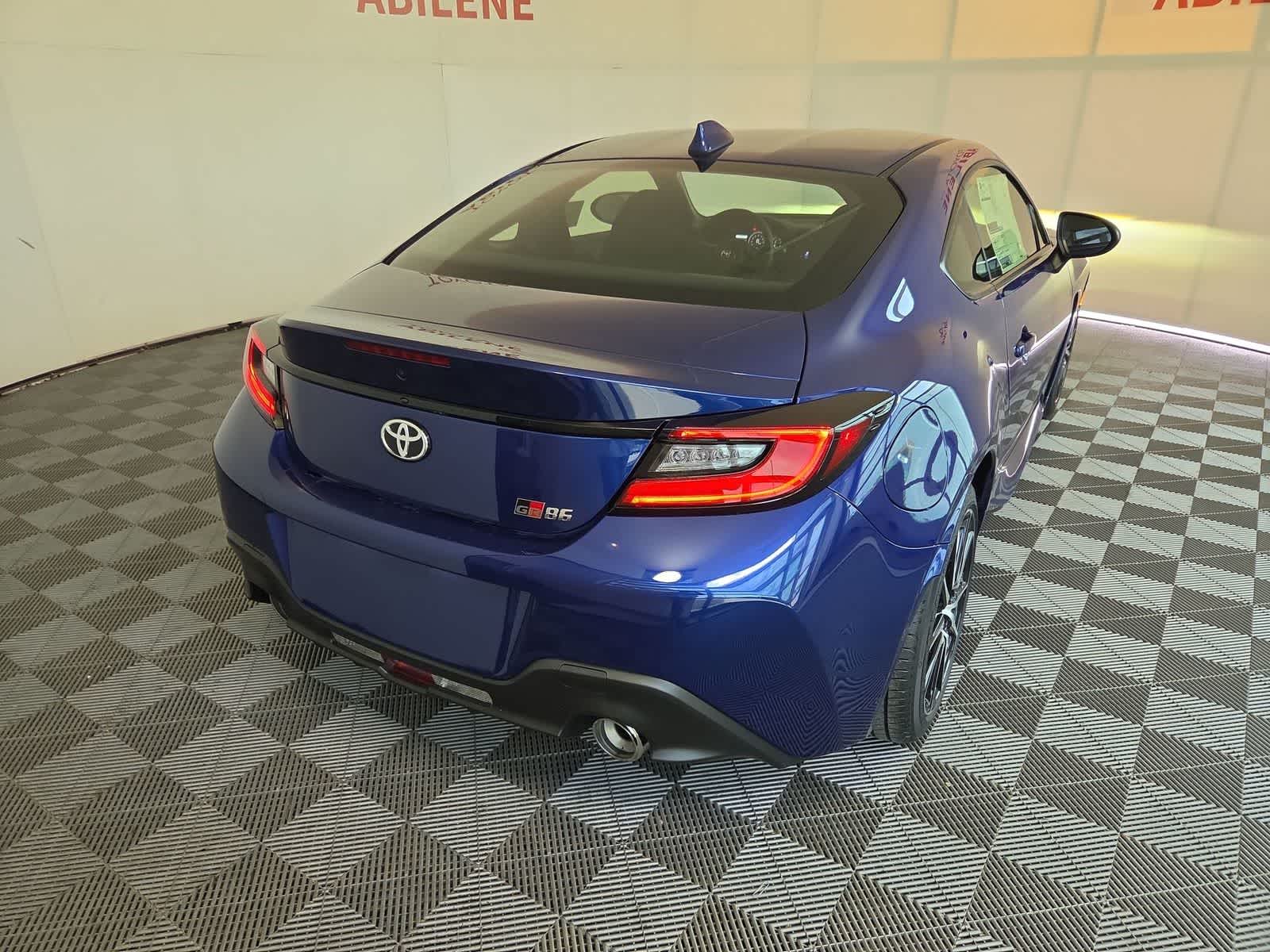 2026 Toyota GR86 Manual (Natl)