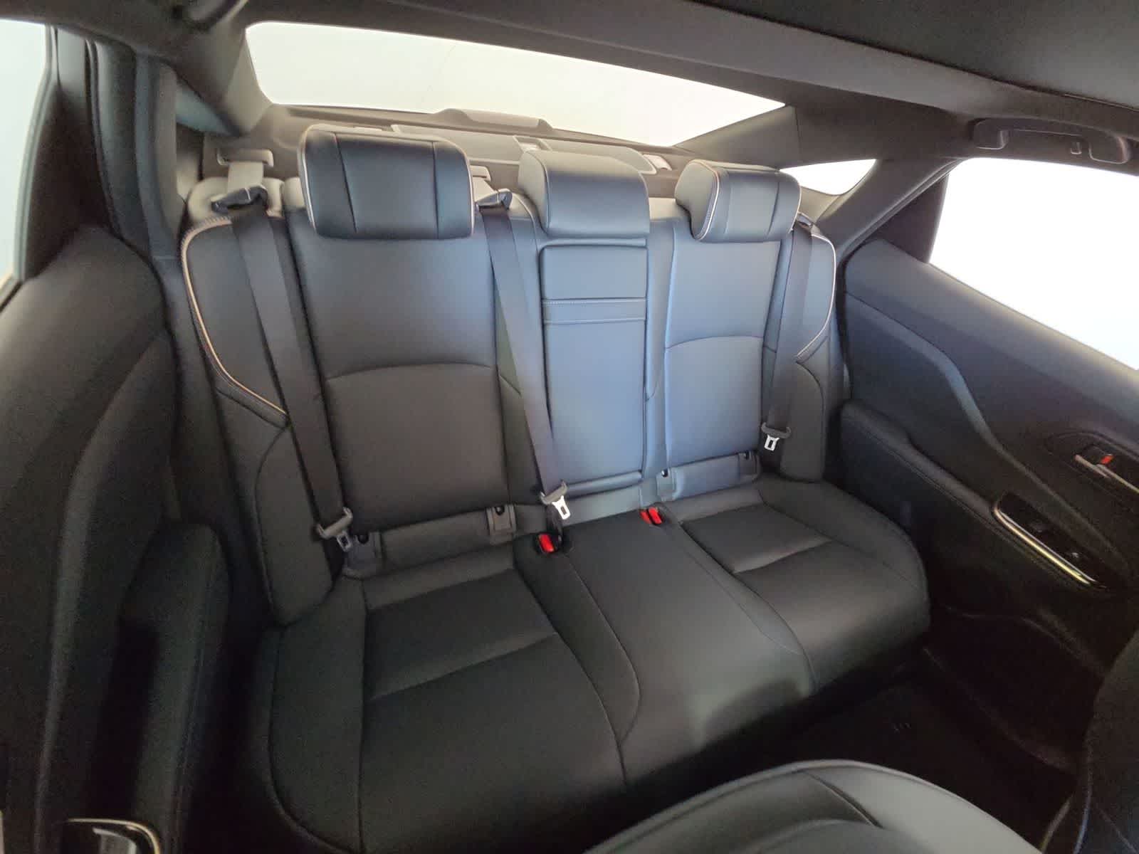 2026 Toyota Crown Limited - Photo 14