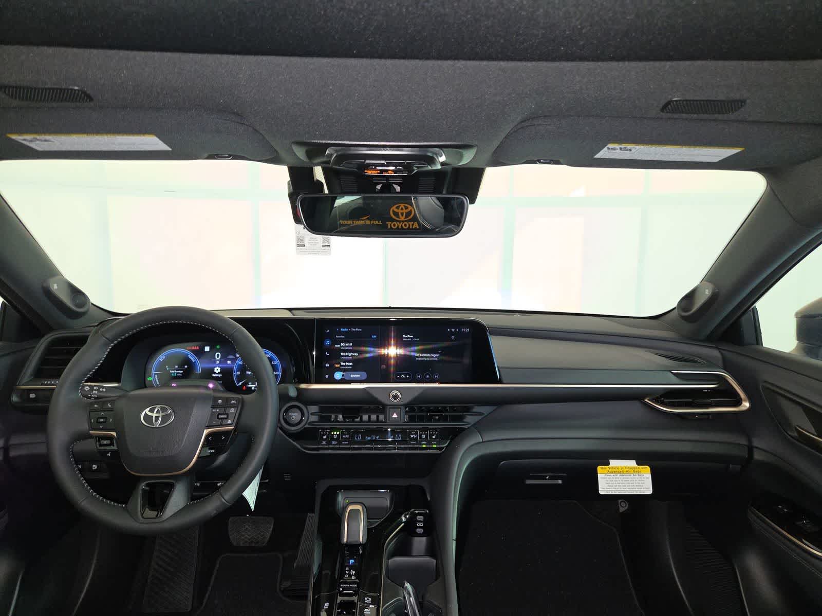 2026 Toyota Crown Limited - Photo 16