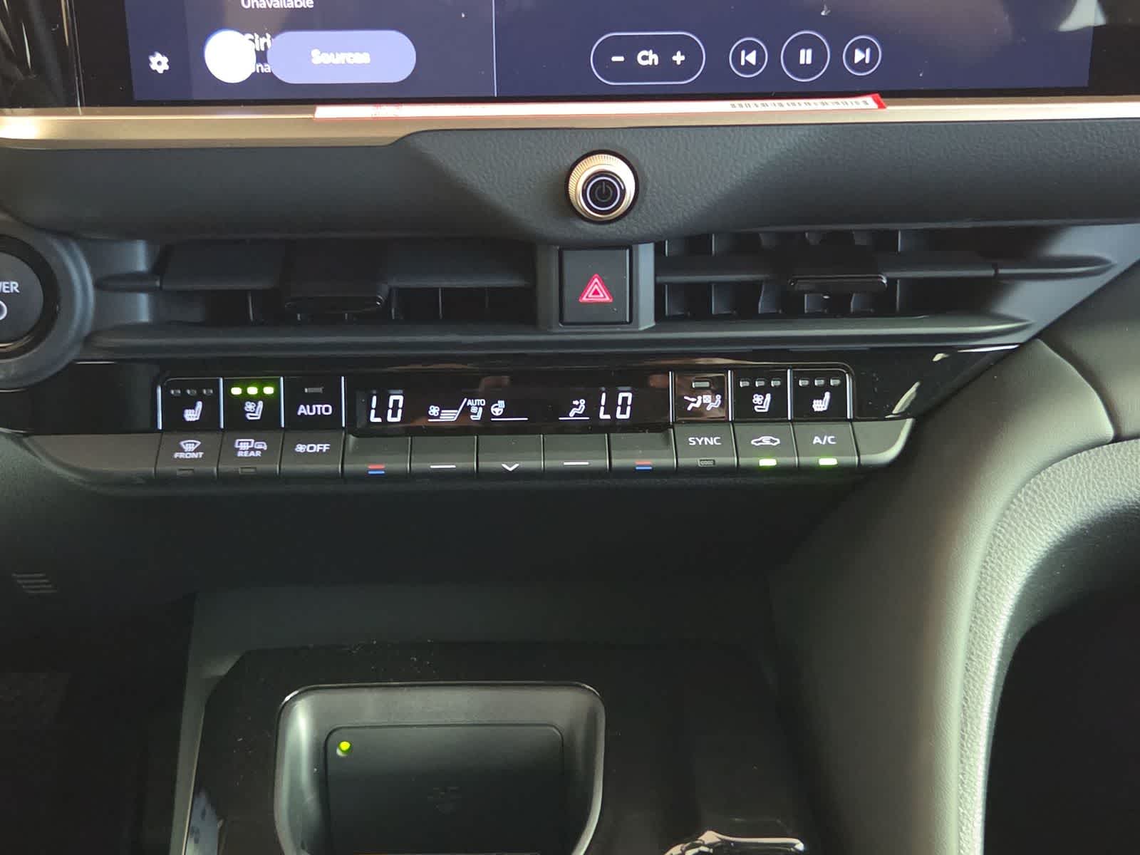 2026 Toyota Crown Limited - Photo 21
