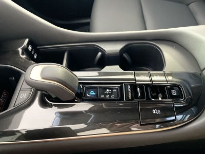 2026 Toyota Crown Signia Limited