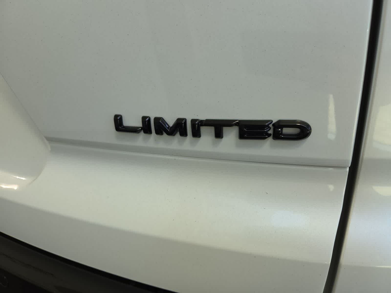 2026 Toyota Crown Signia Limited