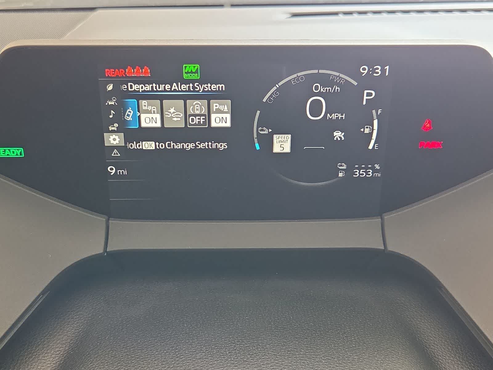 2026 Toyota Prius Plug-In Hybrid SE