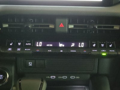 2027 Toyota Land Cruiser 4WD (Natl)